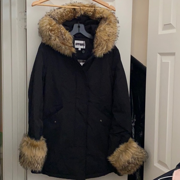 Apparis faux fur coat- Black size L- brand new - Picture 3 of 8
